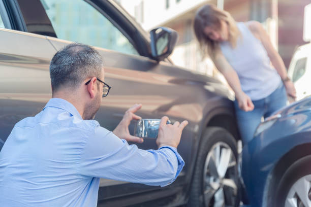 Professional Car Insurance Near Me technician working in Olympia Heights, FL